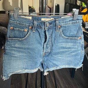 Levi’s Ribcage Short, Size 26